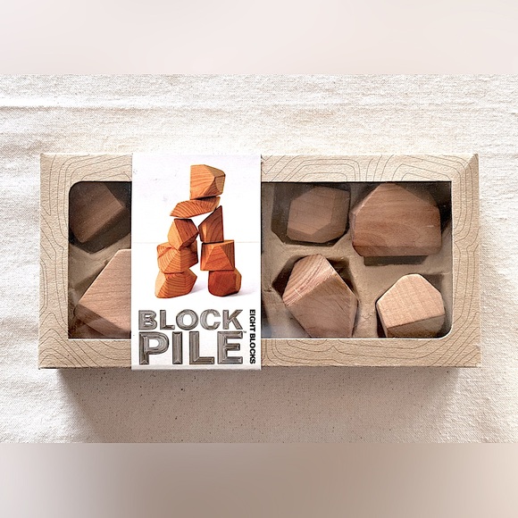 STARBUCKS 2009 EXCLUSIVE 8-PC BLOCK PILE BALANCING WOOD STACK SKILL GAME NEW! - Picture 1 of 7